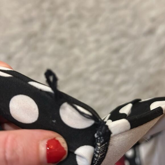 Venus women'ss white and black polka dot halter style swimsuit top - Picture 2 of 4